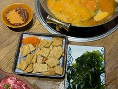 -贵厨酸汤牛肉(小十字店)