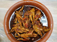 香辣凤爪-老闵田螺馆·南昌市井菜·特色小吃(总店)