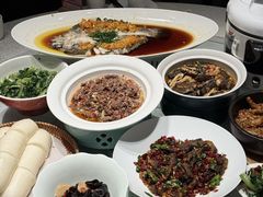-湘知湘味(岳麓山店)