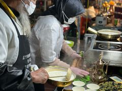 -正宁路小吃夜市