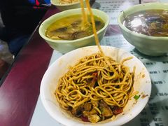 子姜肥肠面-大石人家鱿鱼面馆(大石西路总店)