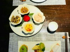-乐领拈花溪·林涧食韵