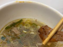 -乡党臊子面(丰庆公园店)