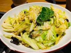 手撕包菜-吃饭皇帝大土家民族菜(正大广场店)