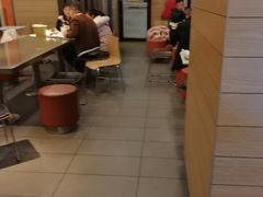 -麦当劳(成都时代奥特莱斯店)