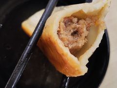 蟹粉锅贴-王家沙点心店(南京西路总店)