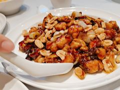 宫保鸡丁-眉州东坡(上海中心店)