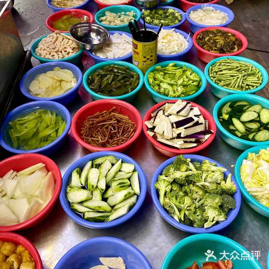 重庆老三档麻辣烫(东湖分店)