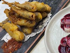 -阿瓦山寨·湘菜现炒·剁椒鱼头王(咸阳总店)