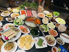 -周师兄大刀腰片火锅(洪崖洞旗舰店)