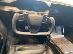 -TESLA 特斯拉(上海太古汇体验店)
