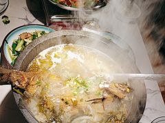 -小凤庭·地道湖北菜武昌鱼·藕汤(38年黄鹤楼店)