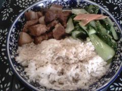 秘制红烧肉饭-蜗牛小馆醉乡民谣云南菜(惠新西里店)