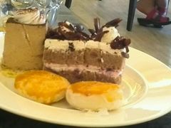 -东方红海鲜百汇(国际大厦店)