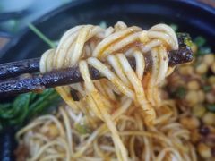-耙豌豆重庆小面