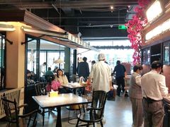 大堂-前海沿·青岛菜(李沧万达店)