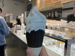 -喜茶(上海打浦桥日月光gelato lab+店)