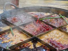 -正南齊北重庆老火锅(光华村直营店)