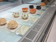 -潮一不贰·法式甜品·生日蛋糕·西式简餐(外滩店)