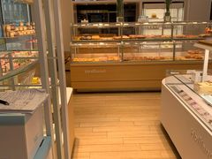 面包甜点陈列柜-好利来(尚志大街店)