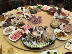 -小天鹅火锅·一线江景洪鼎旗舰店(洪崖洞店)
