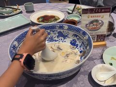 极品八宝鱼头皇-山外山菜馆(玉泉路店)