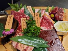 -铭牛烧肉·和牛海鲜自助(高新月牙湖店)