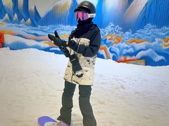 -乔波室内滑雪场