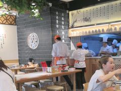 -馋三尺蟹粉小笼(人民广场店)