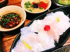-老牌坊云南鱼豆花火锅(爱建店)