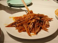-嗨辣小聚·盘锦河蟹·海鲜烧烤龙虾(盘锦十年好店)
