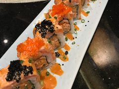 三文鱼腩卷-月下料理(楷林IFC店)