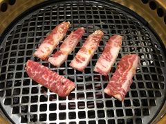 極上和牛牛小排-肉魁屋·烧肉·烧鸟·酒场(高新店)