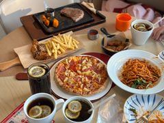 -必胜客(璞丽中心店)