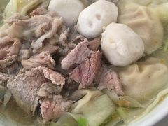 肉丸炸云吞饺-胡荣泉