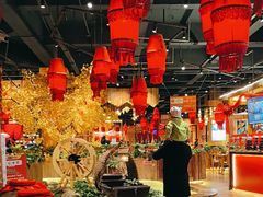 -老滇山寨•云南特色菜•地方菜•民族风情歌舞表演(金碧店)