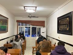 -刘信牛羊肉泡馍小炒(回民街店)