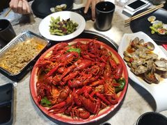 -沪小胖小龙虾(淮海中路旗舰店)