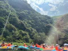 -安吉龙王山峡谷漂流