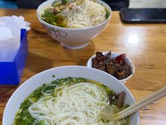 -越洋肖氏老米线(杨家坪店)