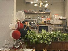 -Mark&Mars Restaurant