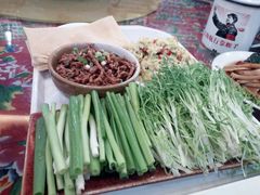 -闯关东东北农家菜(崂山石老人店)