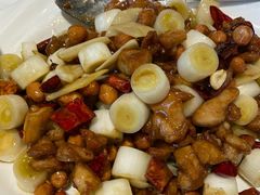 宫保鸡丁-川香楼酒家