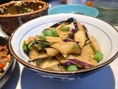 -湘鼎盛·大厨鲜炒湖南味(高新银泰店)