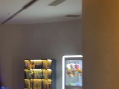 -涨巢·潮玩水疗局