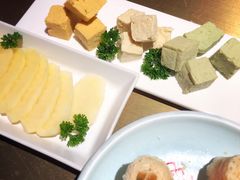 冻豆腐-左庭右院鲜牛肉火锅(新梅广场店)