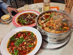 -牟记江湖重庆地标特色菜鱼蛋海鲜羊蝎子(巴南区黑金冠十多年好店)