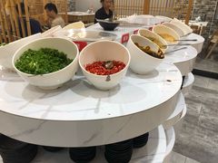 调料台-屋头串串(新街里店)