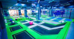 -反弹蹦床公园·亲子乐园·团建·派对(尚品奥莱店)