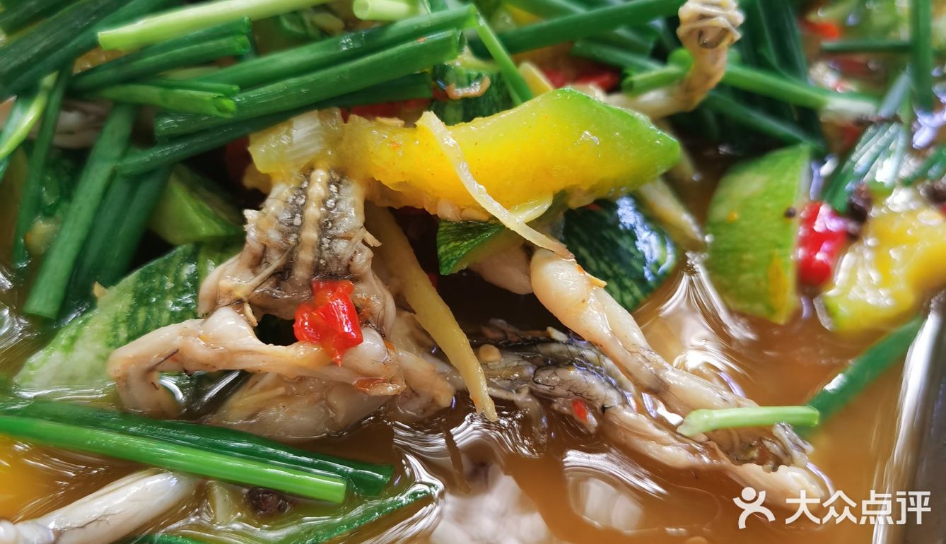 人间烟火气,南瓜配田鸡 - 吃喝玩乐精选